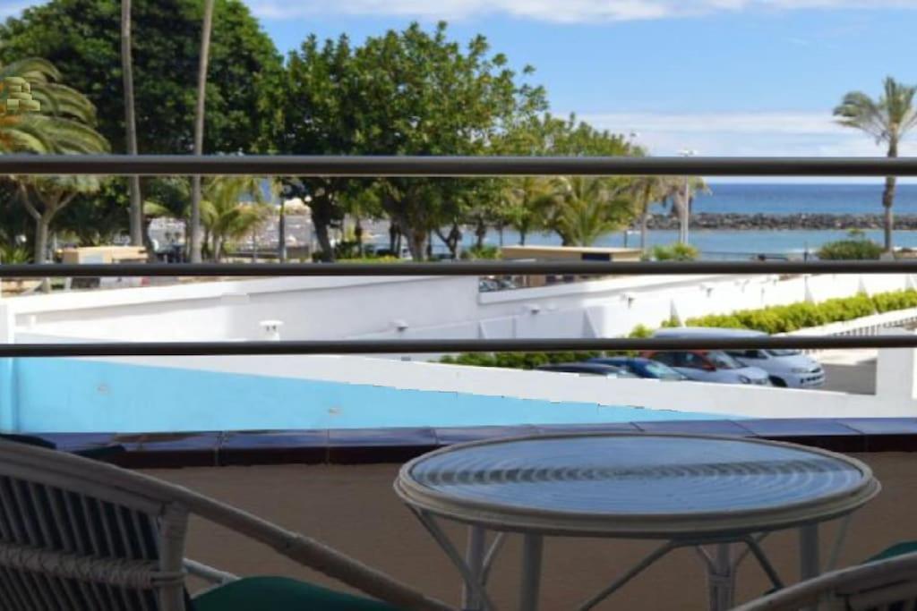 First Line Beach Apartment ปูแอร์โตเดลาครูซ ภายนอก รูปภาพ