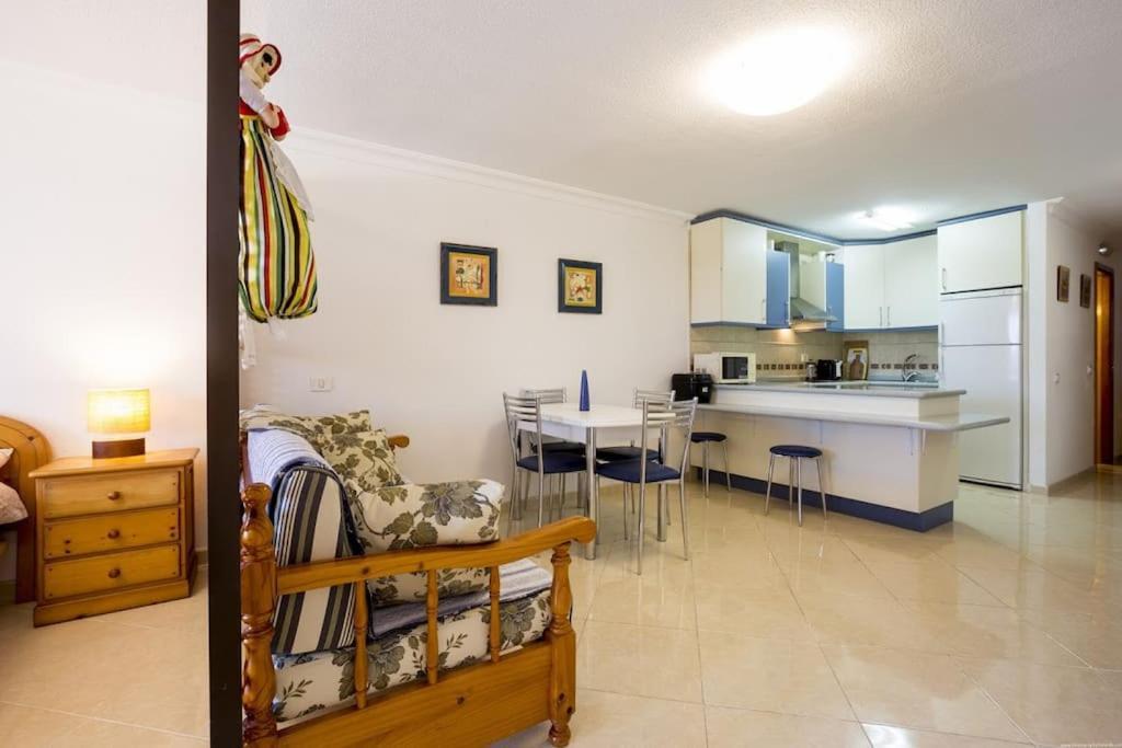 First Line Beach Apartment ปูแอร์โตเดลาครูซ ภายนอก รูปภาพ