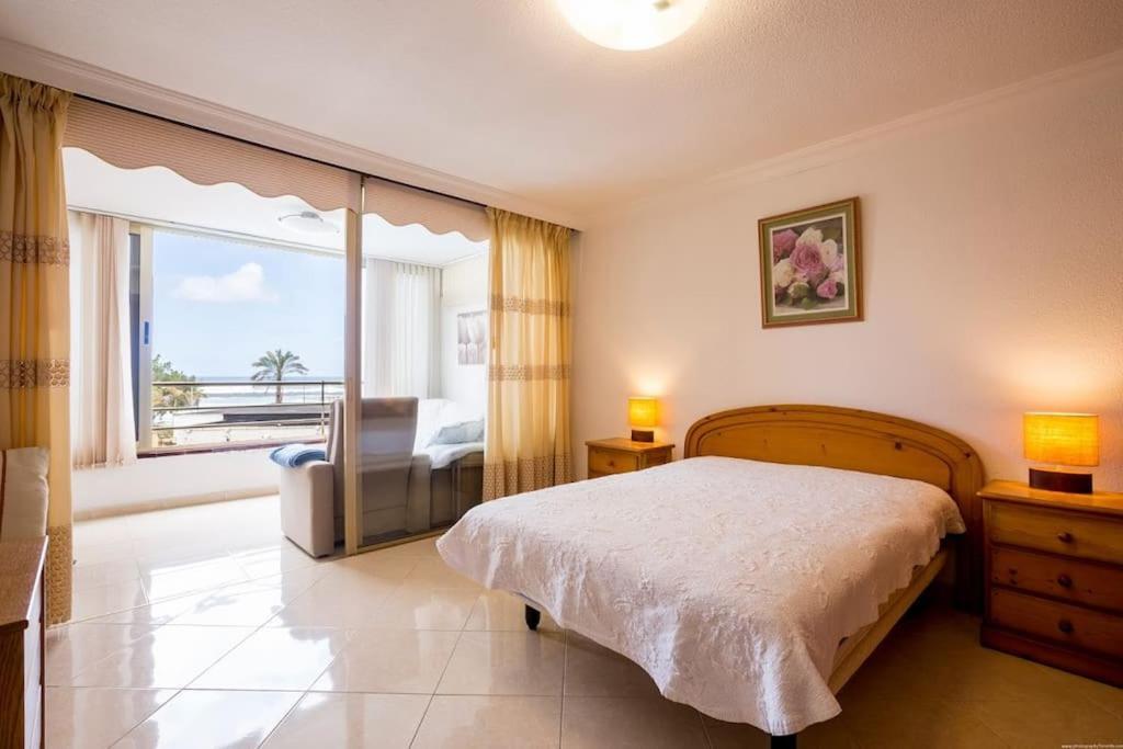 First Line Beach Apartment ปูแอร์โตเดลาครูซ ภายนอก รูปภาพ